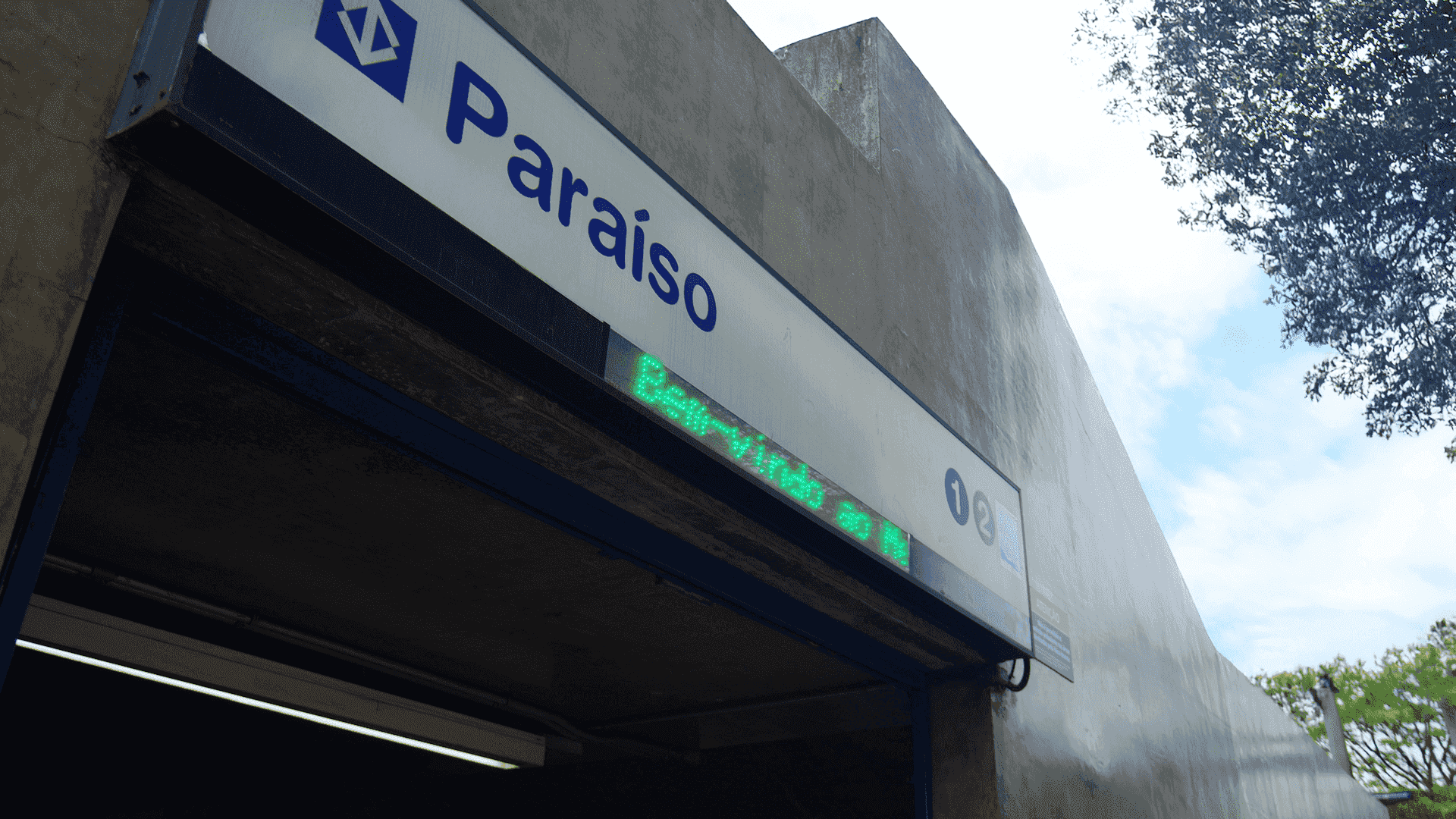 Metrô Paraíso